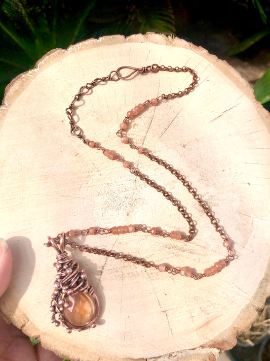 Peach Faceted Agate Pendant Necklace